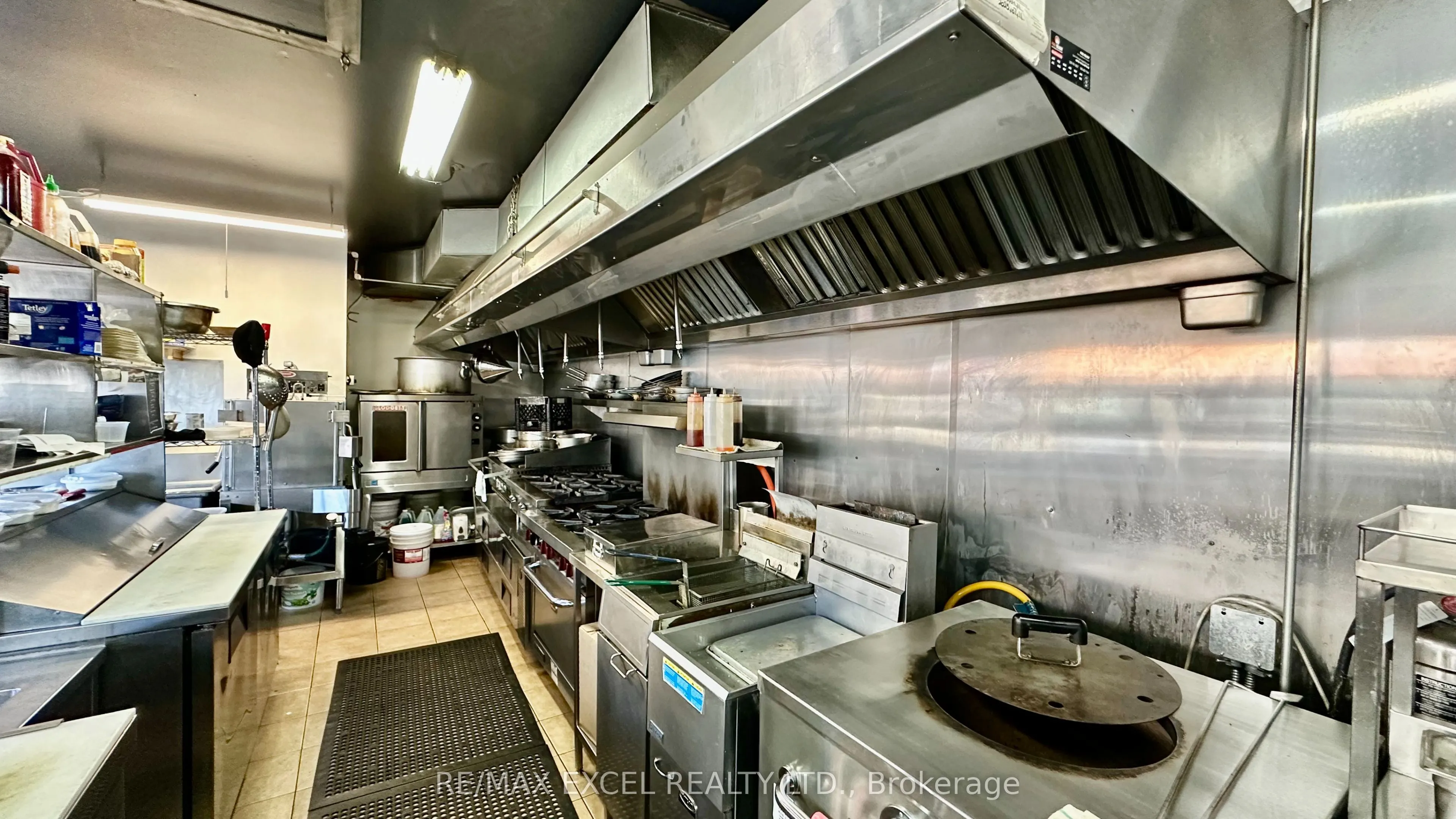 1370 St Clair Avenue W