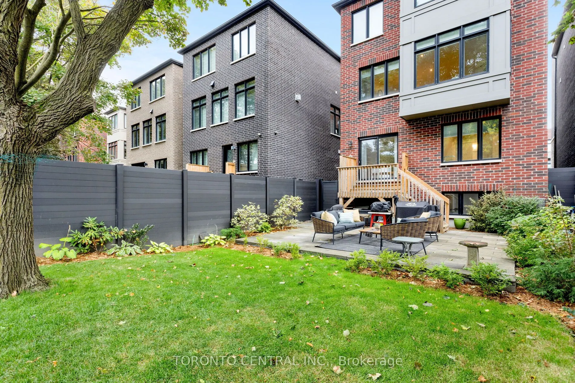 9 Chimney Swift Court