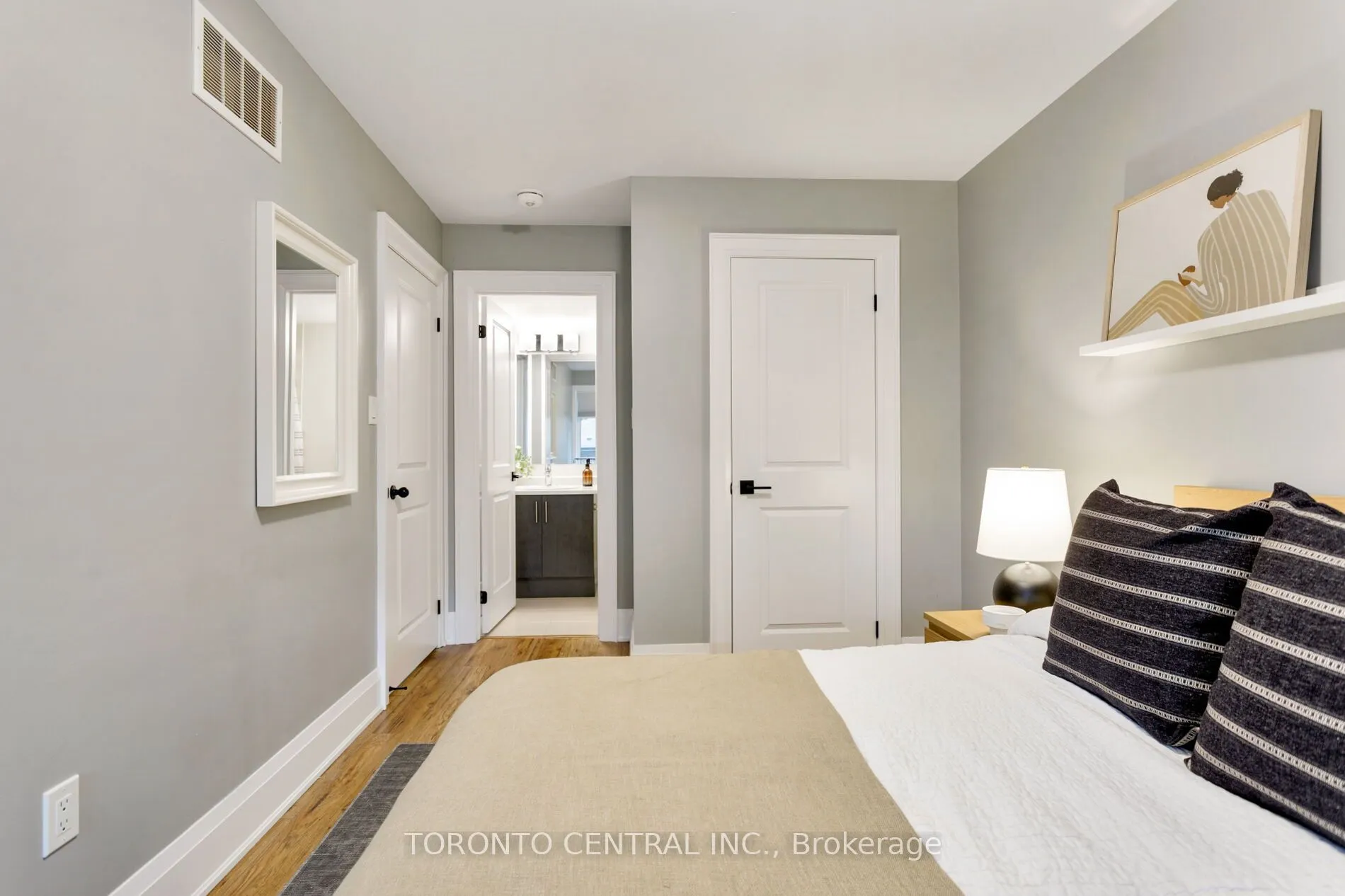 9 Chimney Swift Court