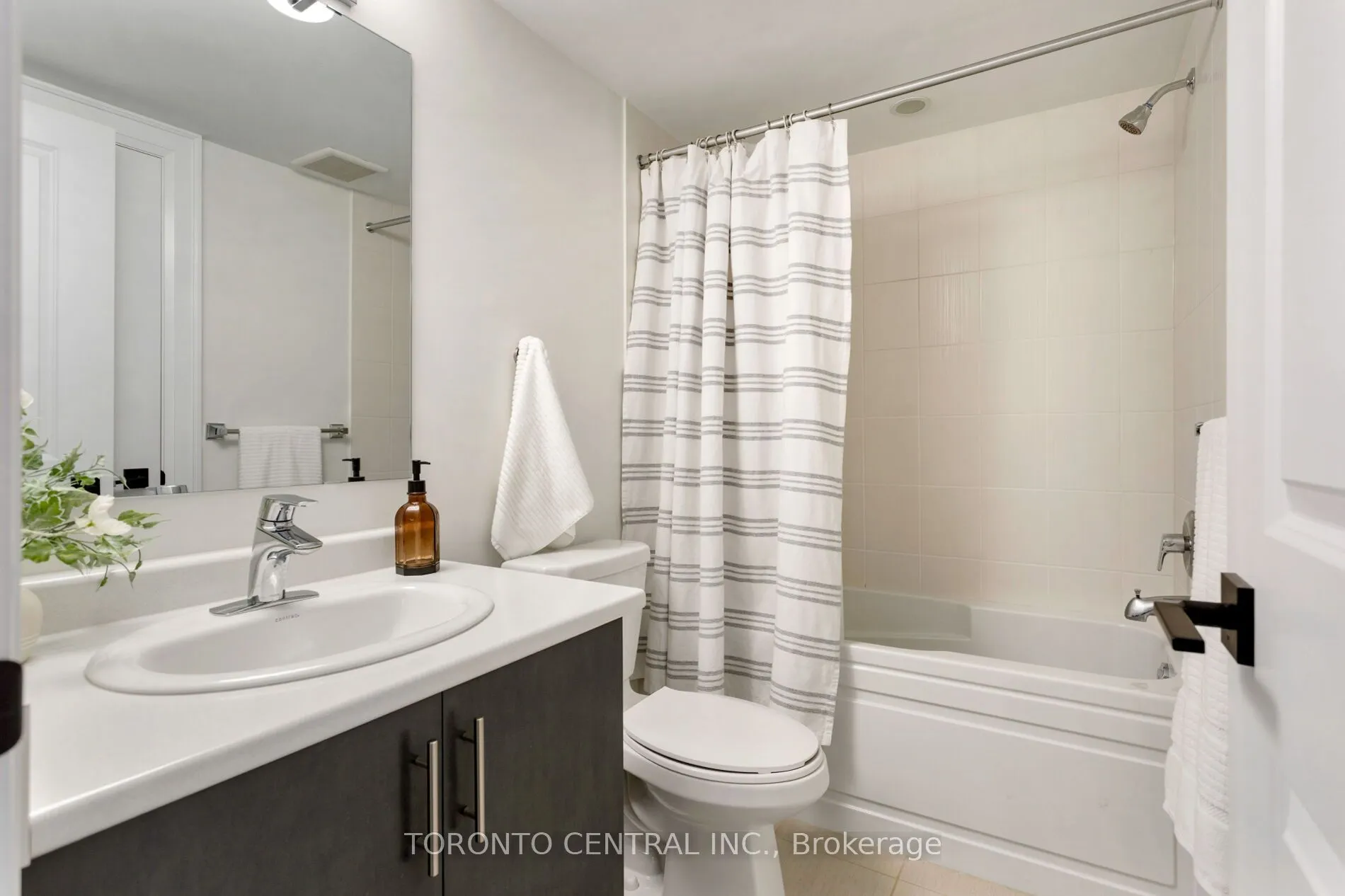9 Chimney Swift Court