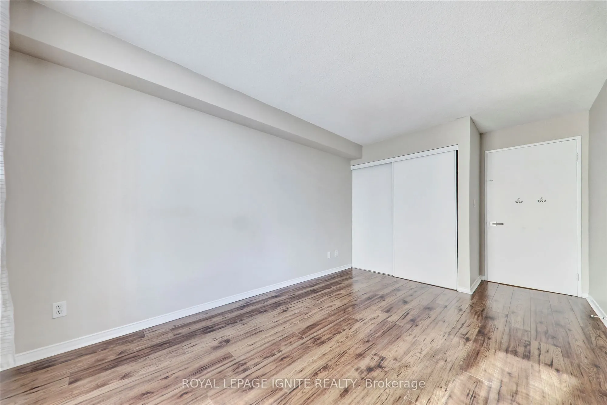 155 Hillcrest Avenue, #402