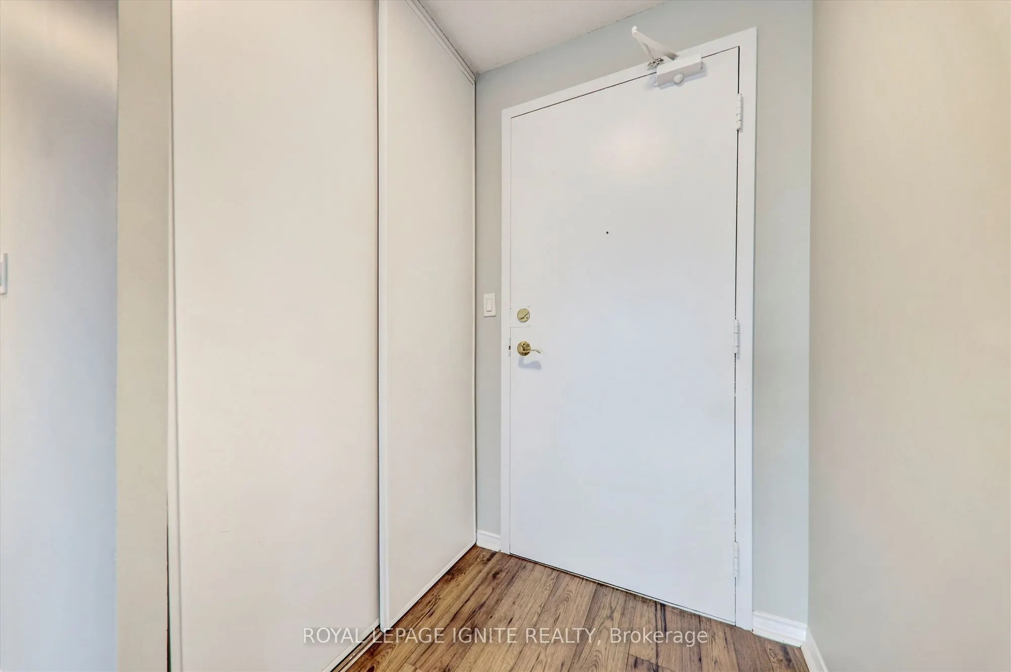 155 Hillcrest Avenue, #402