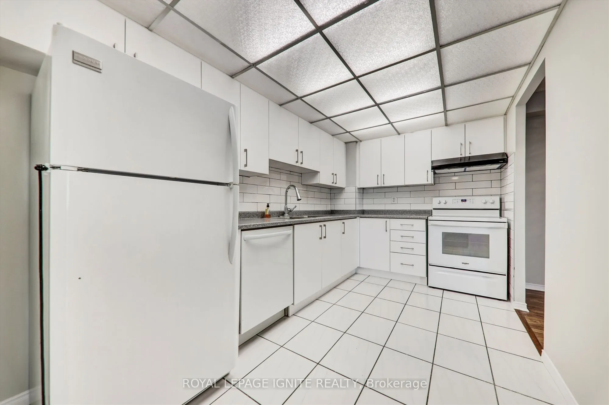 155 Hillcrest Avenue, #402