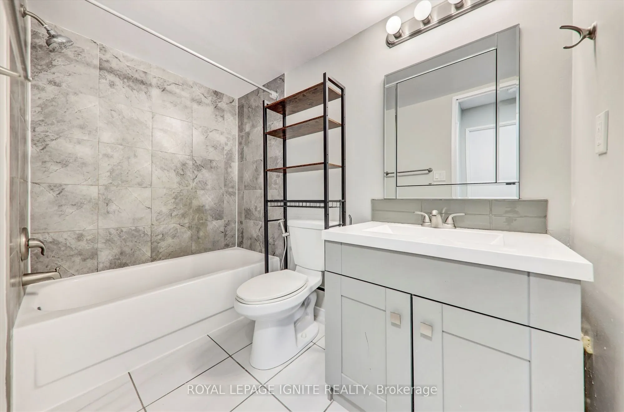 155 Hillcrest Avenue, #402