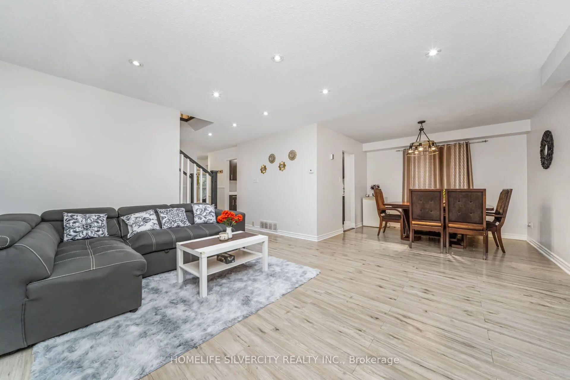 23 Judith Crescent