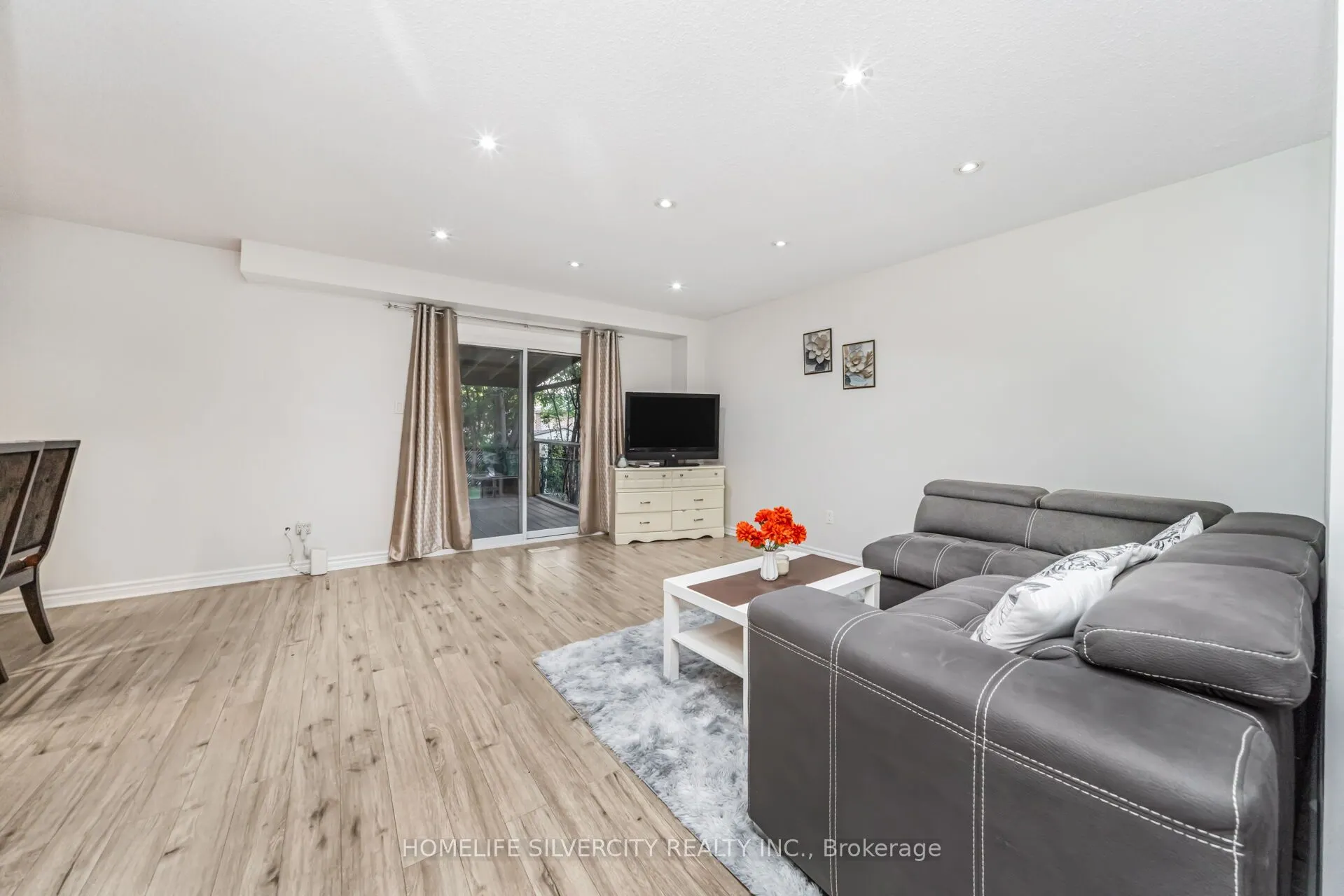 23 Judith Crescent
