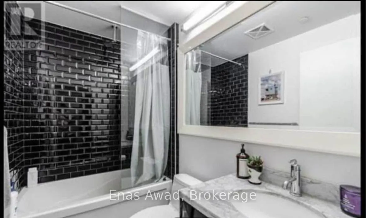 88 Park Lawn Road, #2007