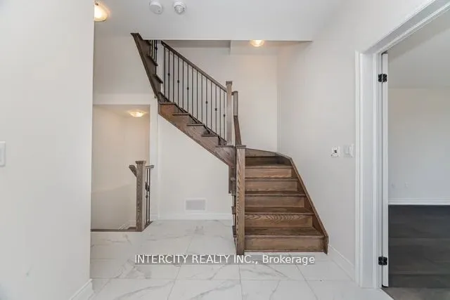 4 Bowbeer Road
