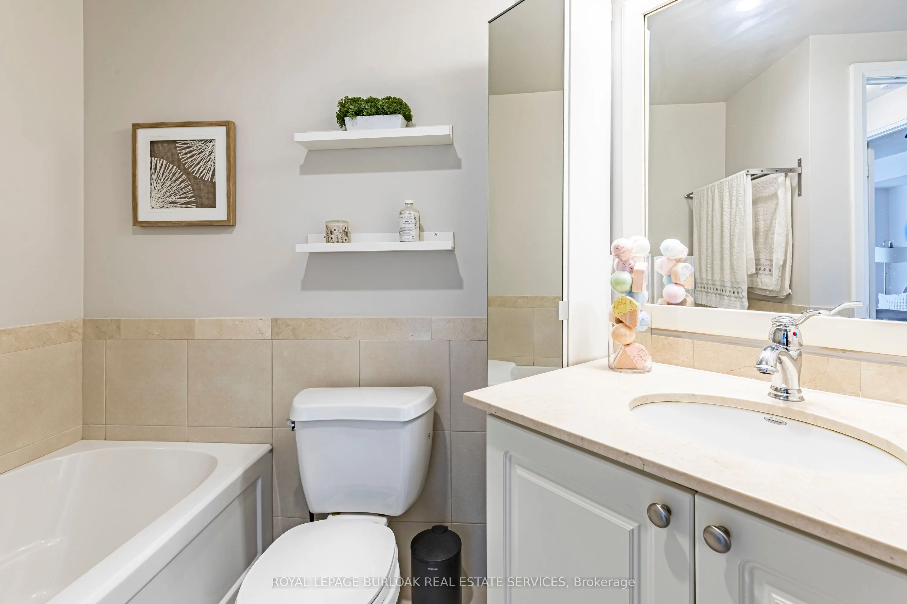 1055 Southdown Road, #502