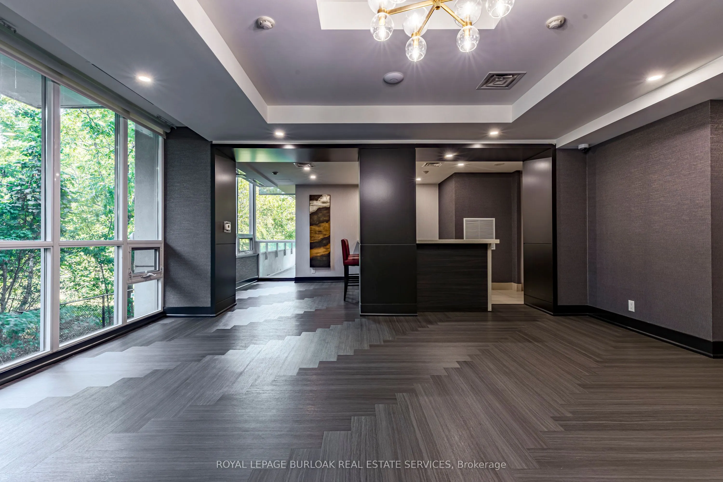 1055 Southdown Road, #502