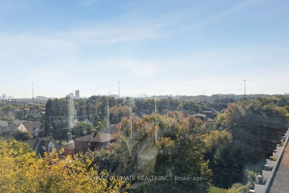 15 James Finlay Way, #730