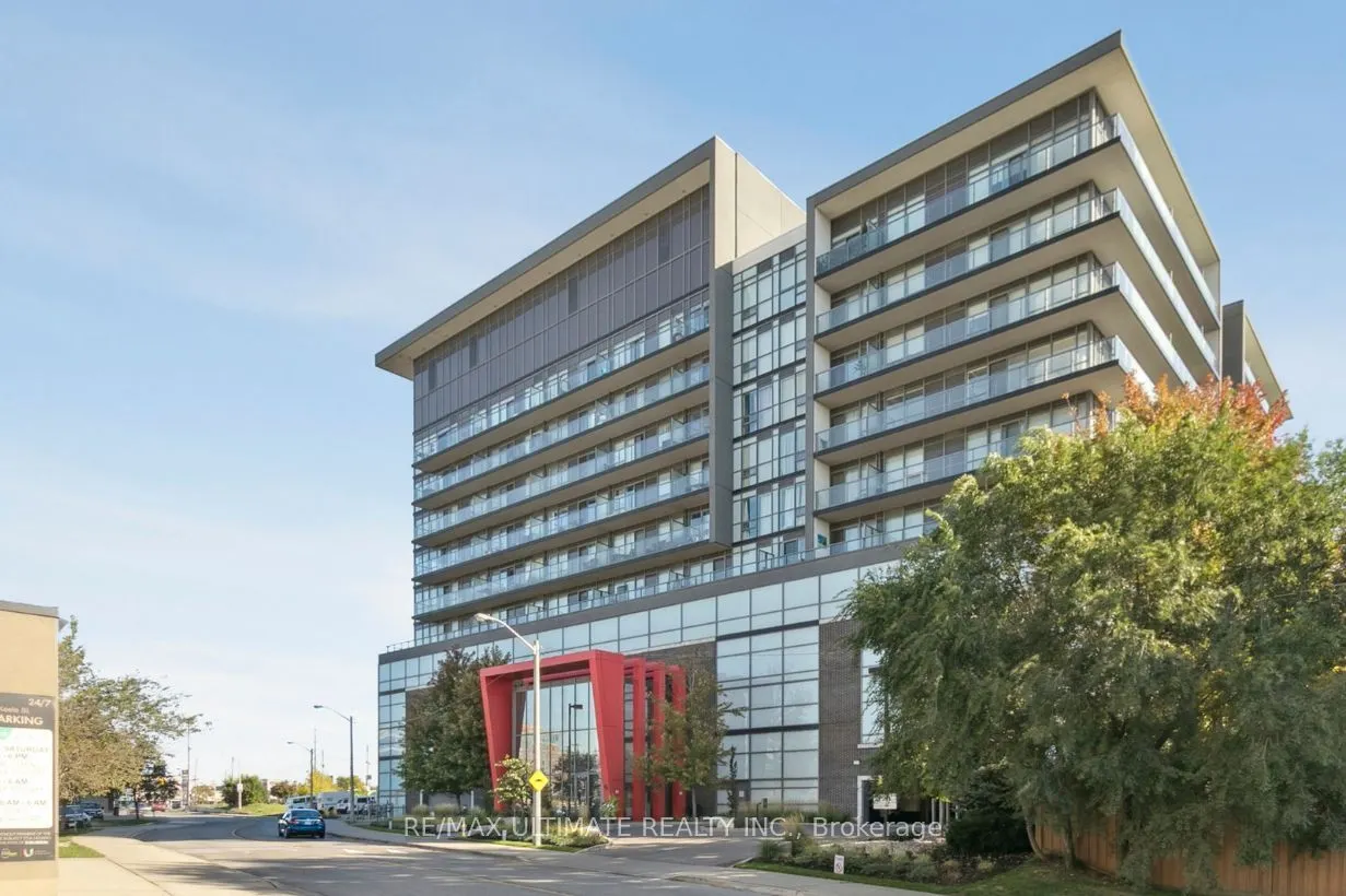 15 James Finlay Way, #730