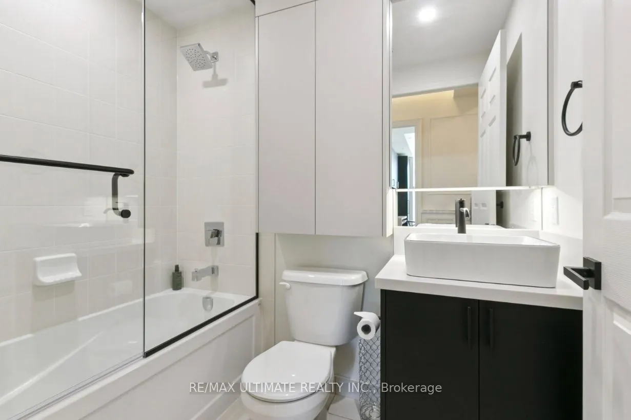 15 James Finlay Way, #730