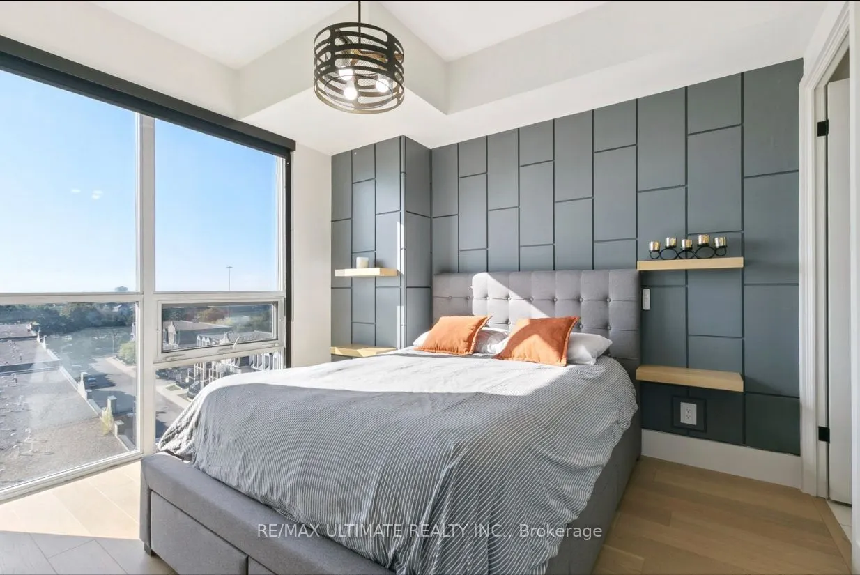 15 James Finlay Way, #730