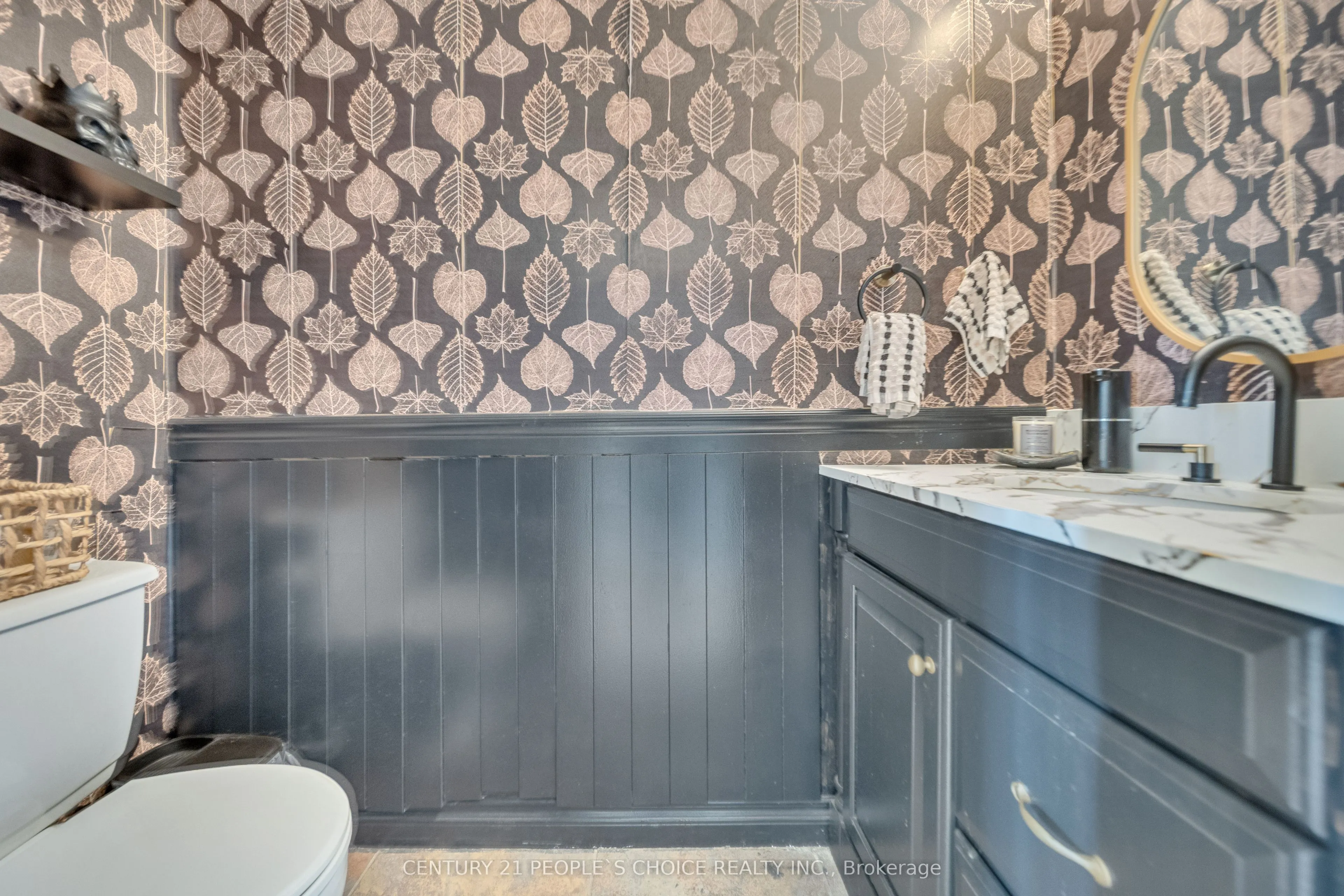 51 Mcmullen Crescent, #51