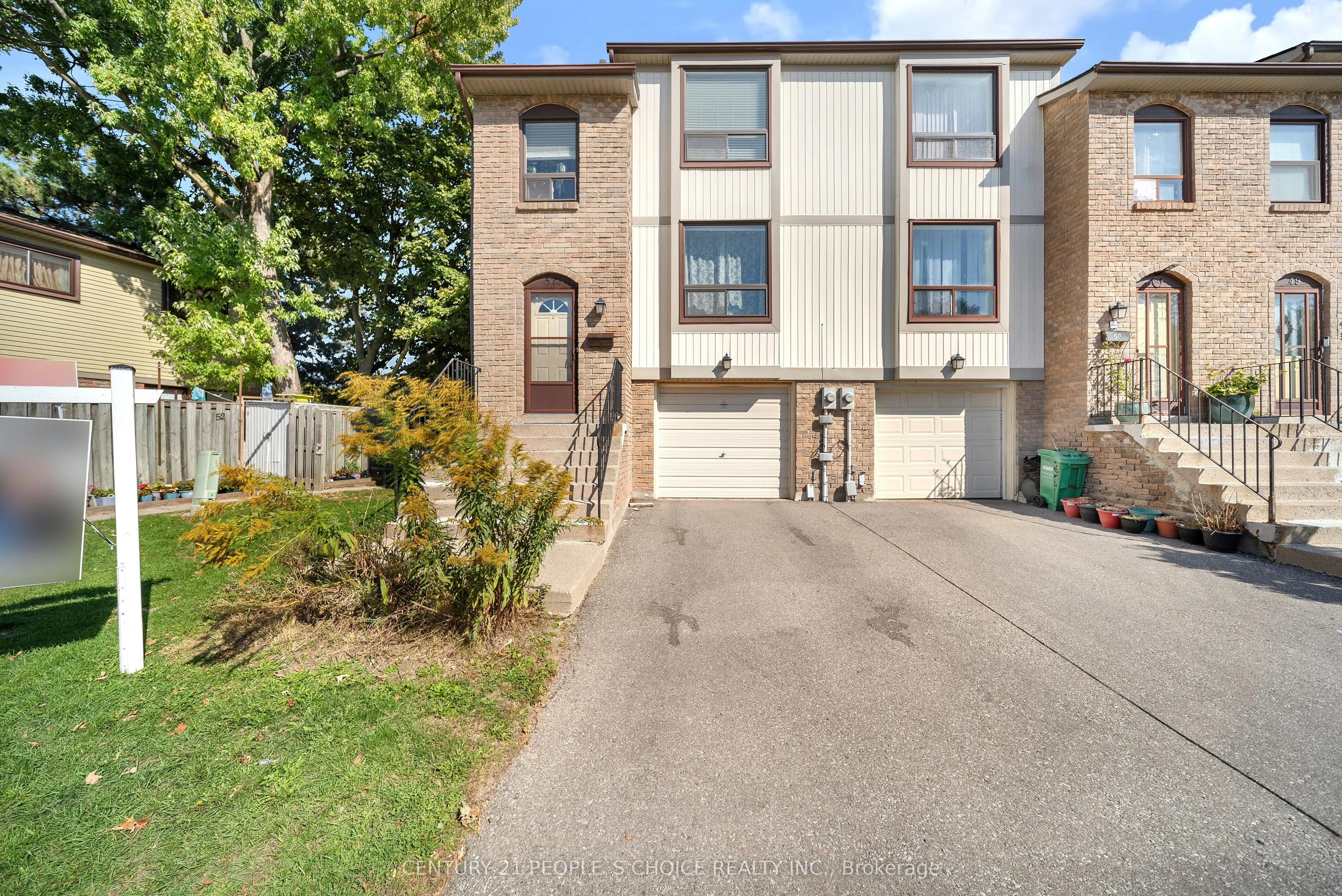 51 Mcmullen Crescent, #51