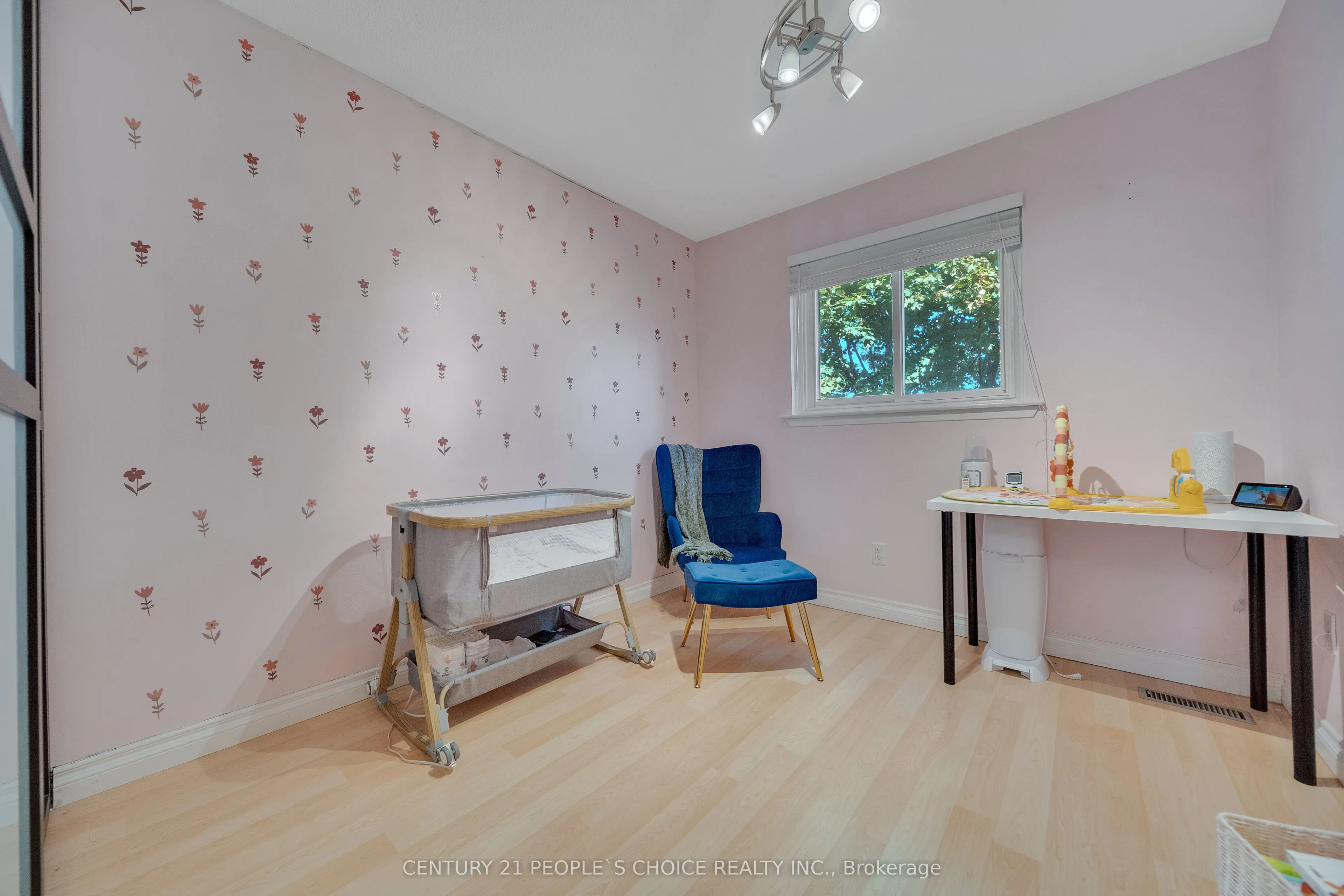 51 Mcmullen Crescent, #51