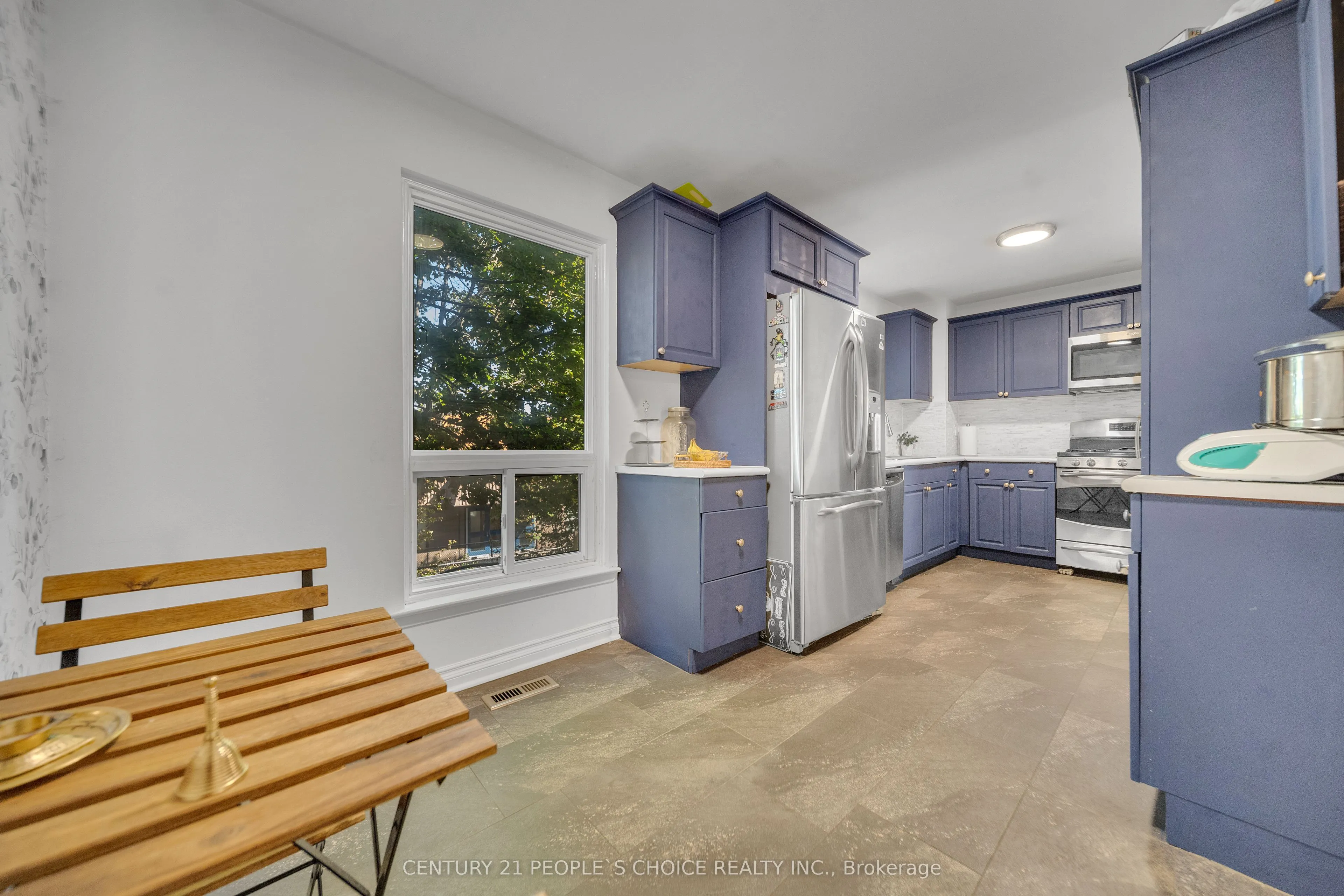 51 Mcmullen Crescent, #51