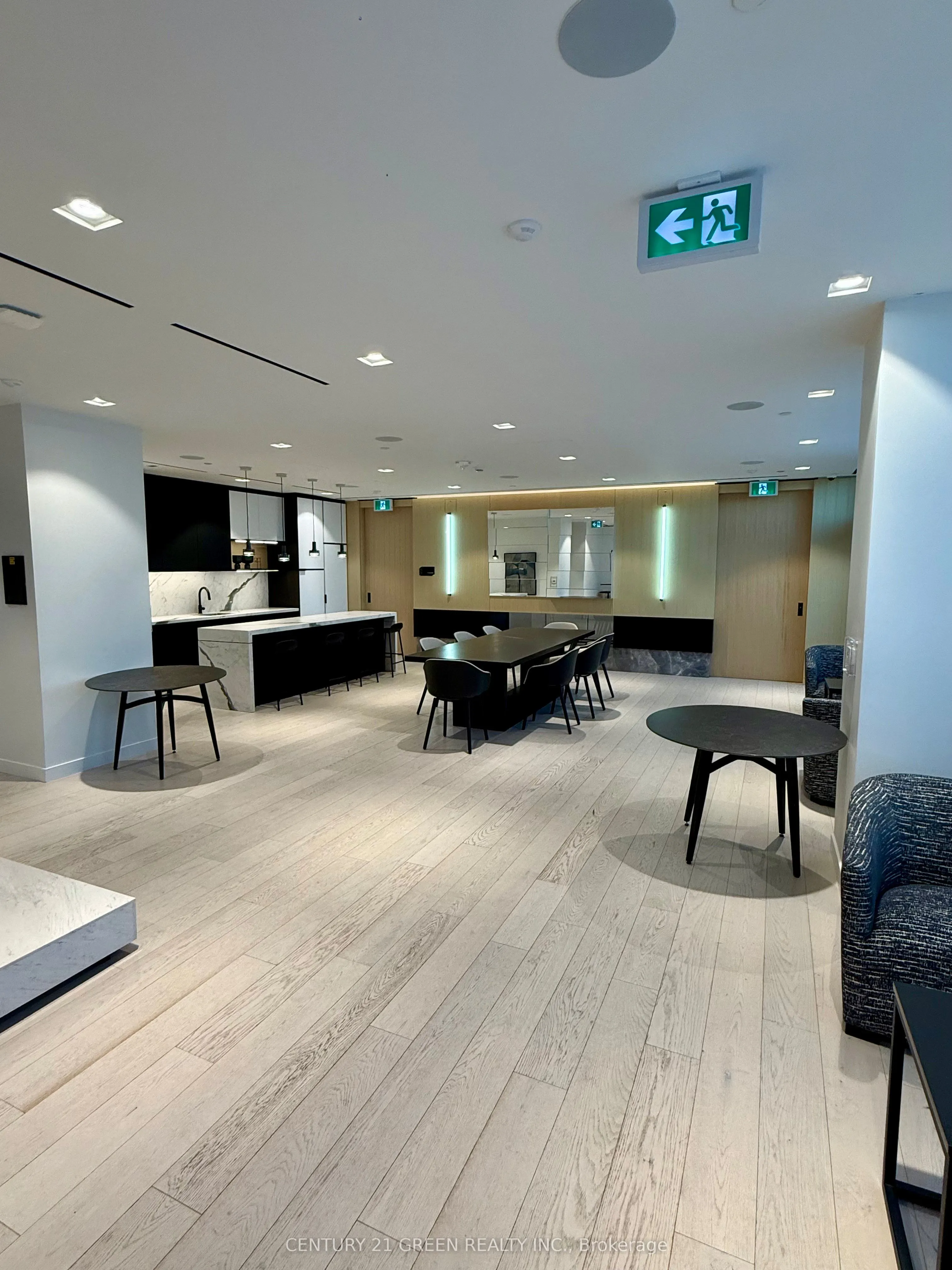 36 Zorra Street, #1005