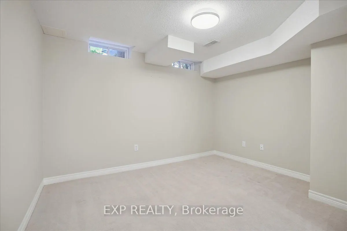 4147 Prentice Common