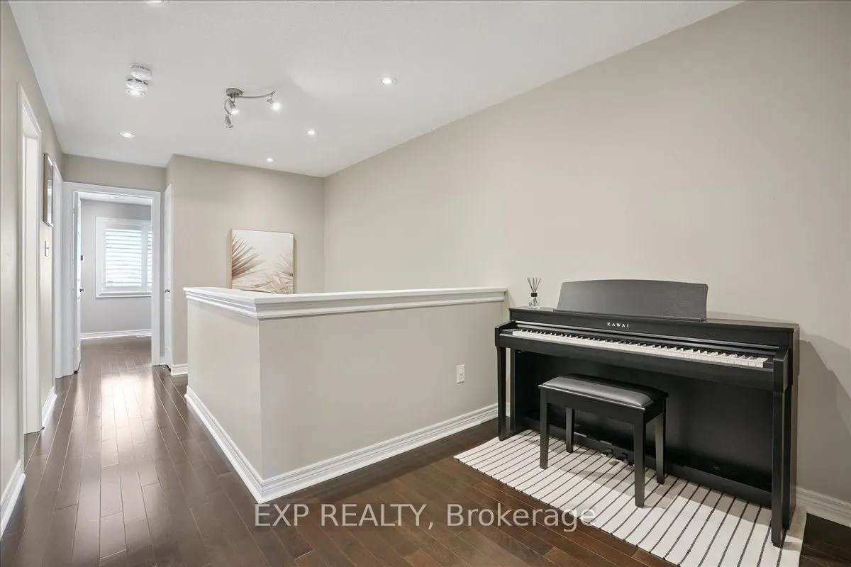 4147 Prentice Common