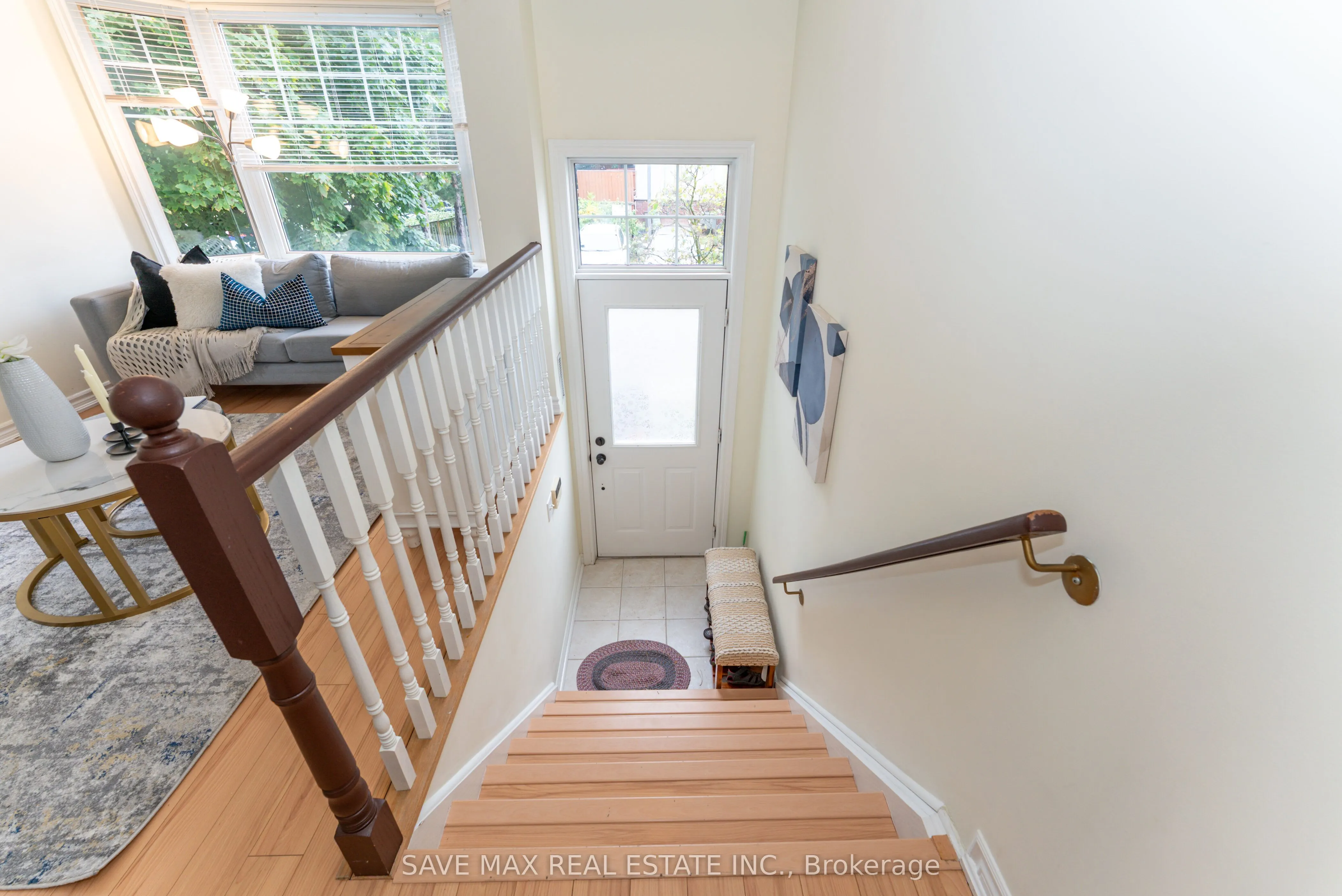 840 Dundas Street W, #25