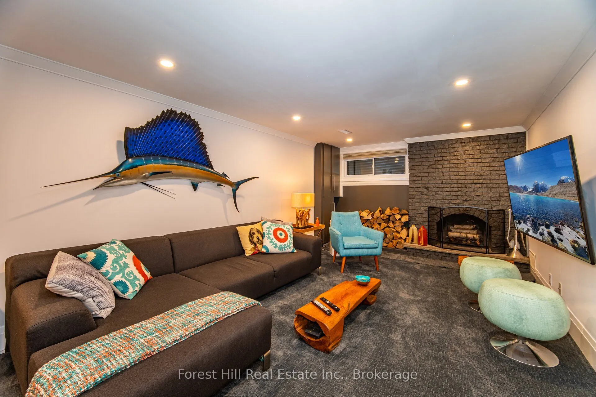 28 Decarie Circle