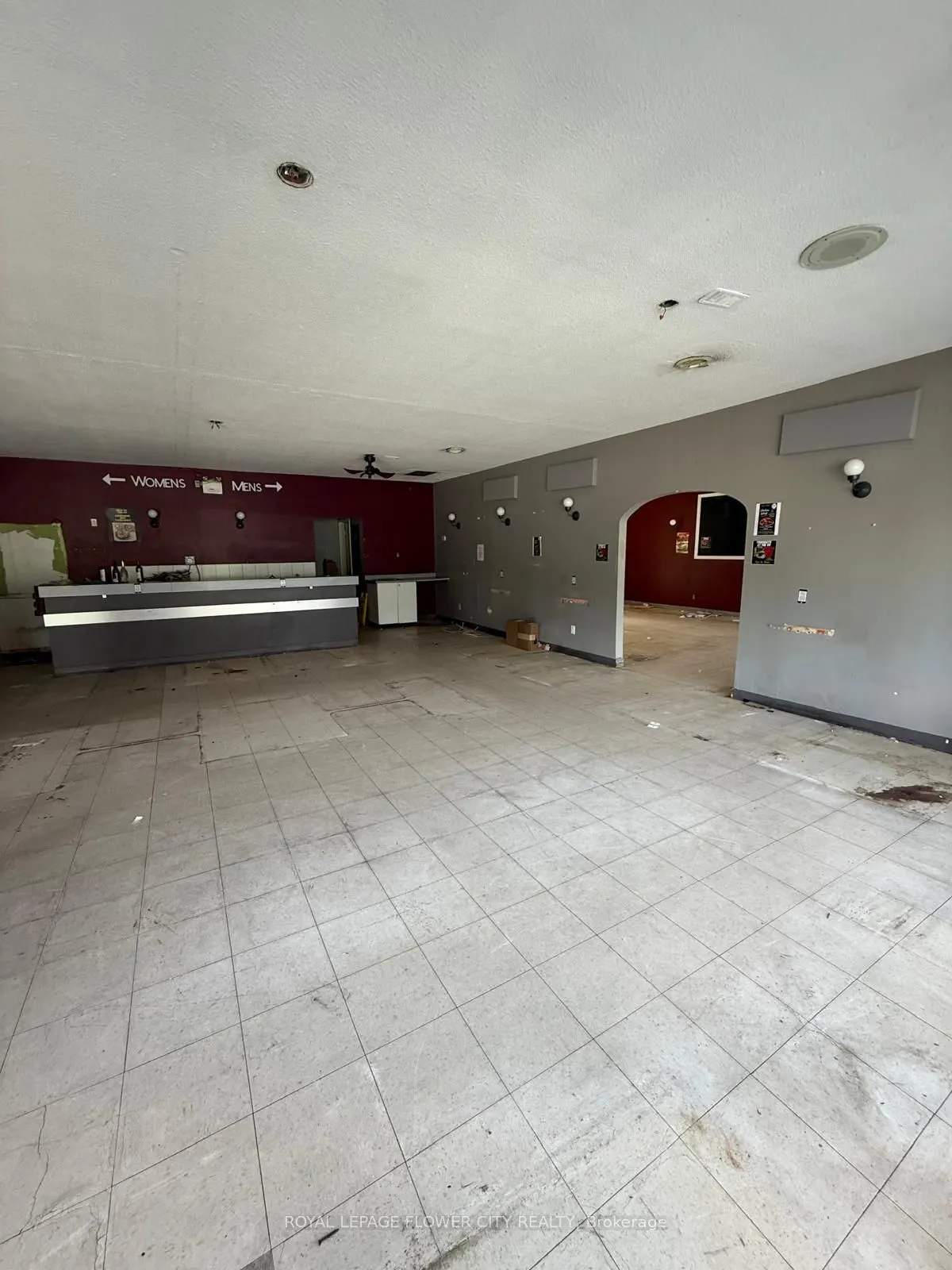 318 BROADWAY Avenue, #3