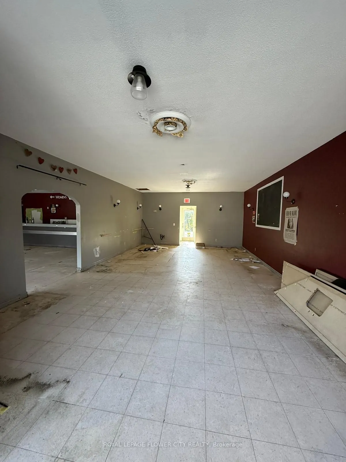 318 Broadway Avenue, #4