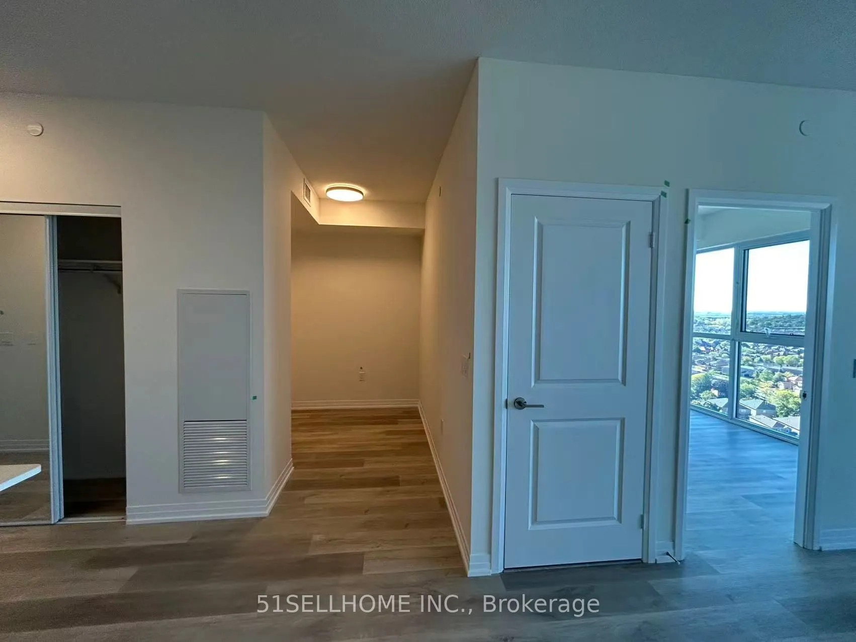 15 Watergarden Drive, #1607