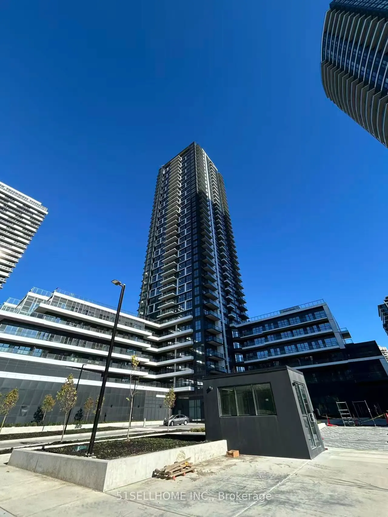 15 Watergarden Drive, #1607