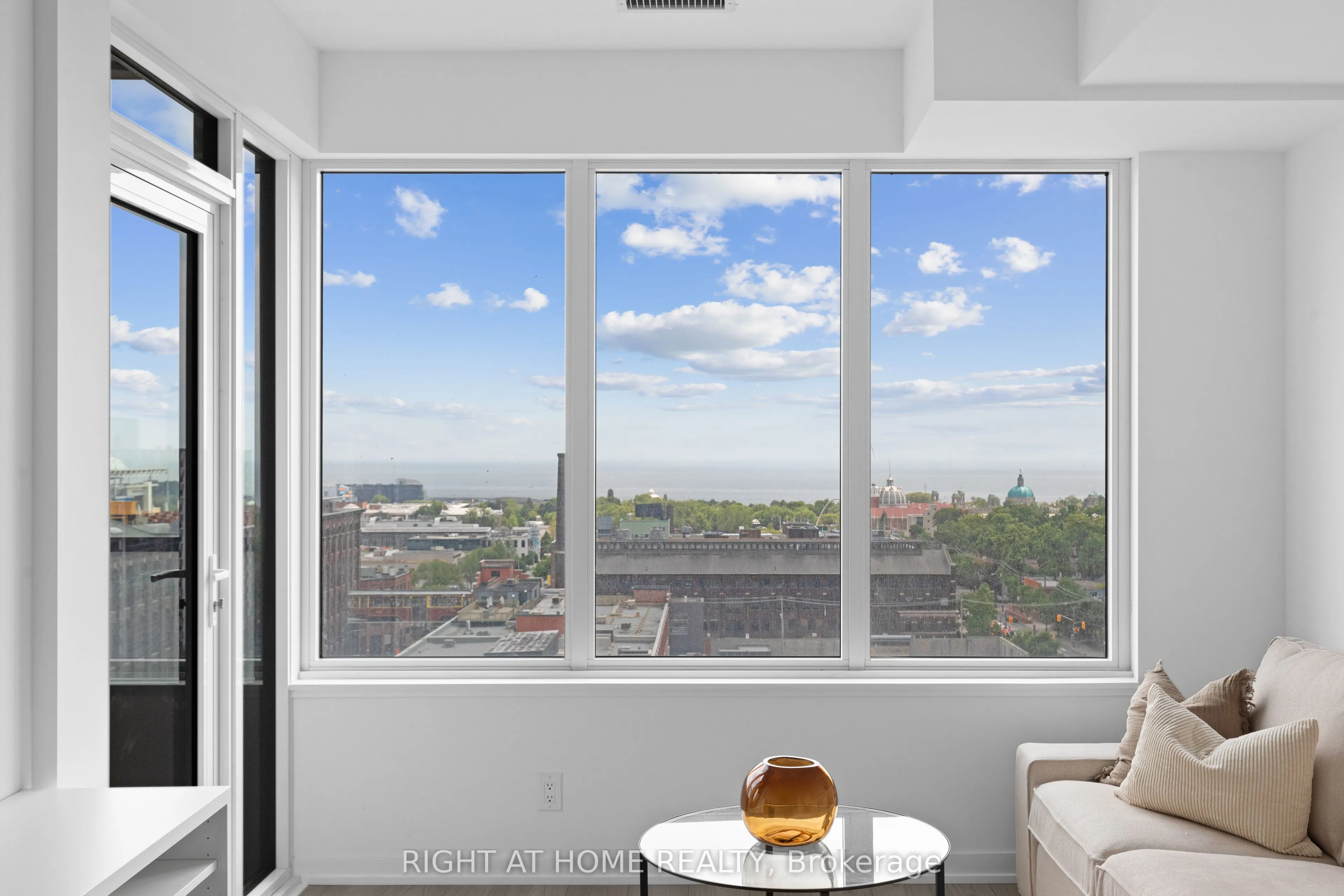 285 Dufferin Street, #1014
