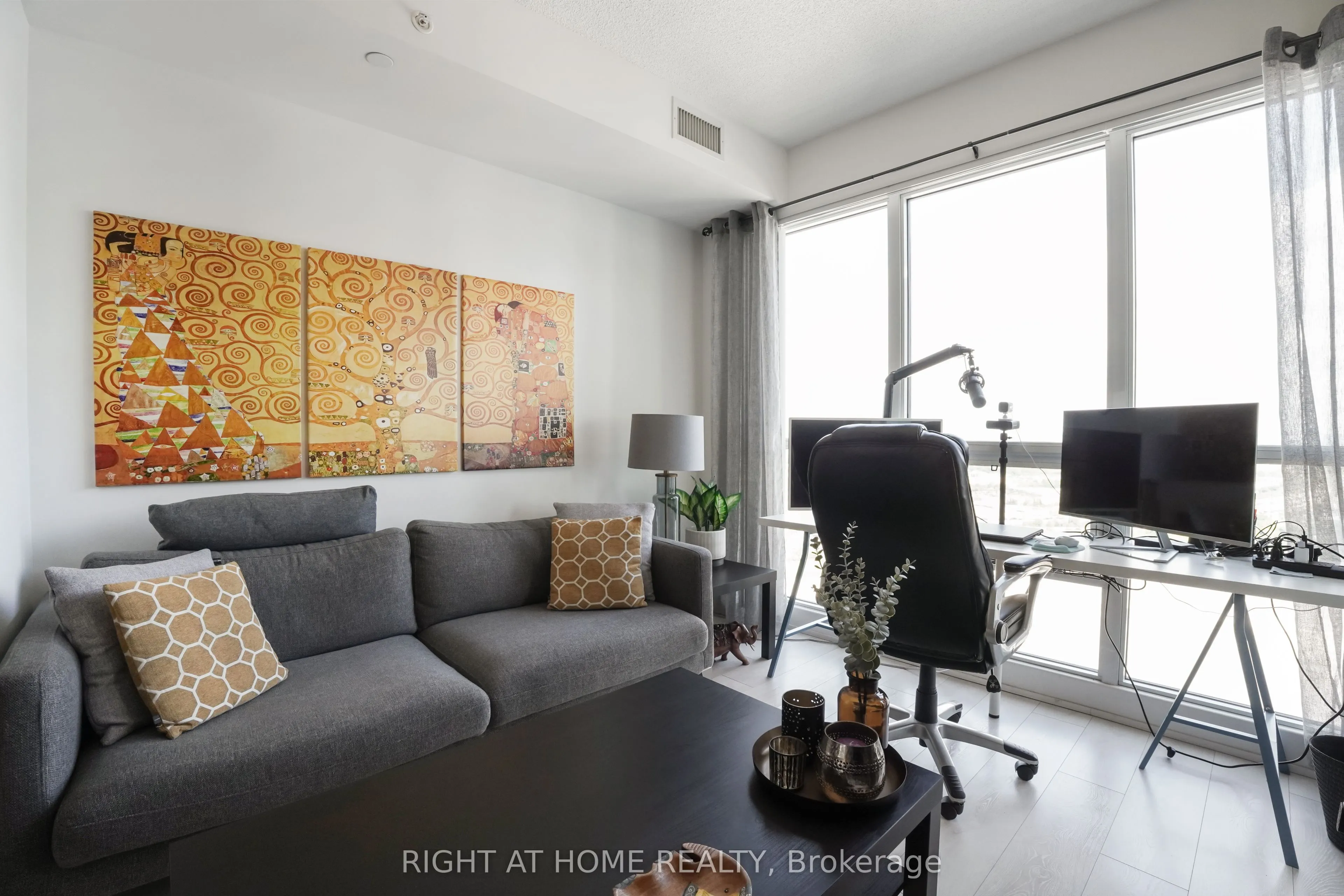 2220 Lakeshore Boulevard W, #3106