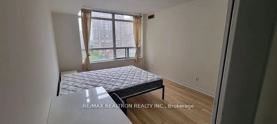 3888 Duke of York Boulevard, #1026