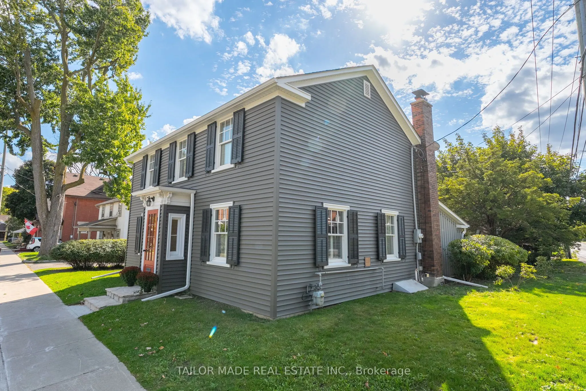 19 Isabella Street