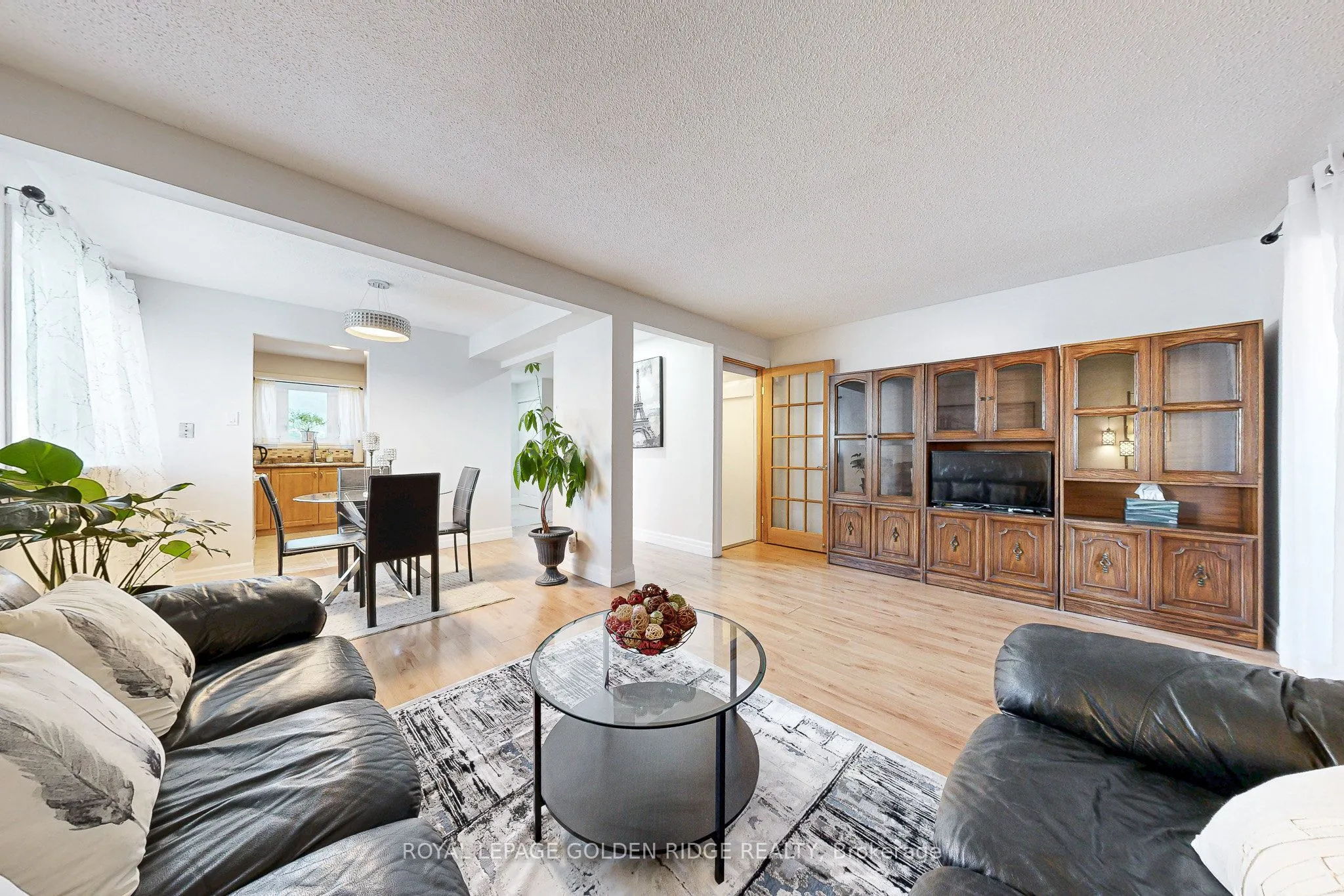 24 Hillbank Trail