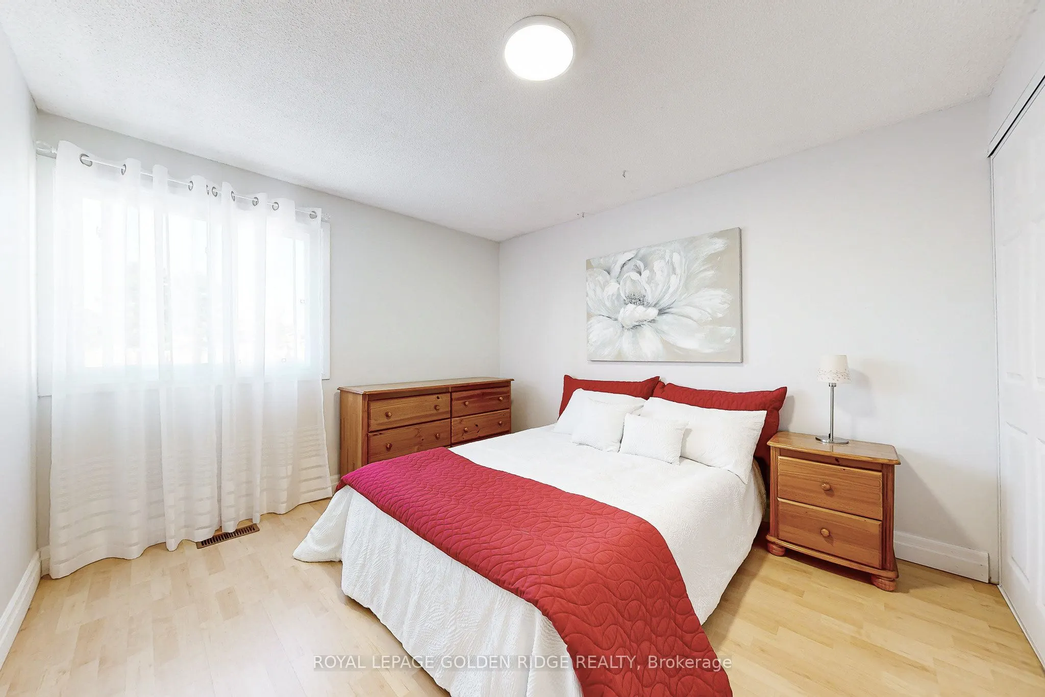 24 Hillbank Trail