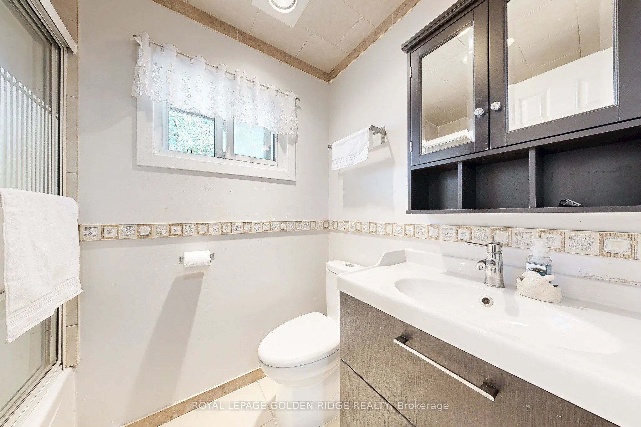 24 Hillbank Trail
