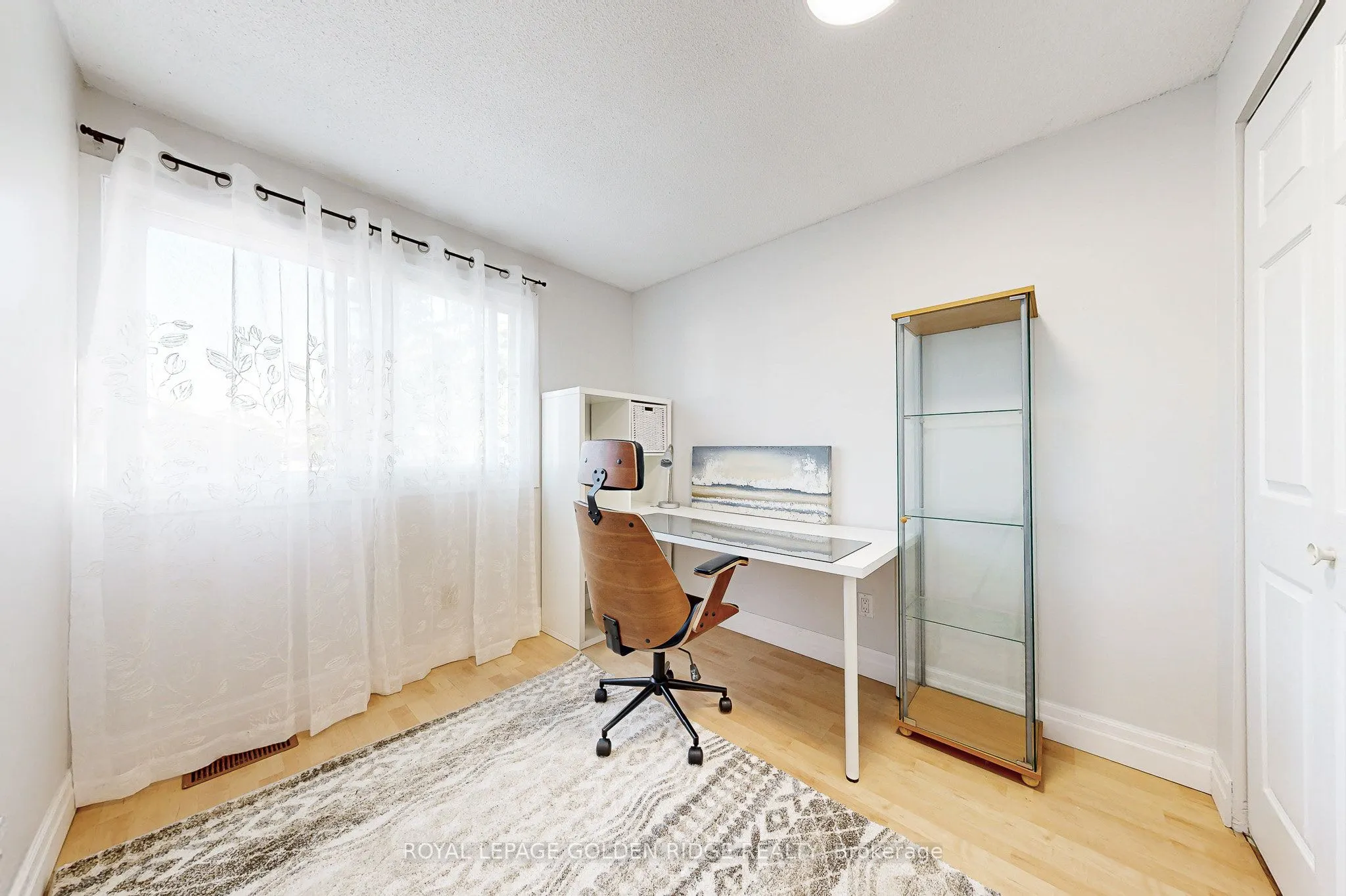 24 Hillbank Trail