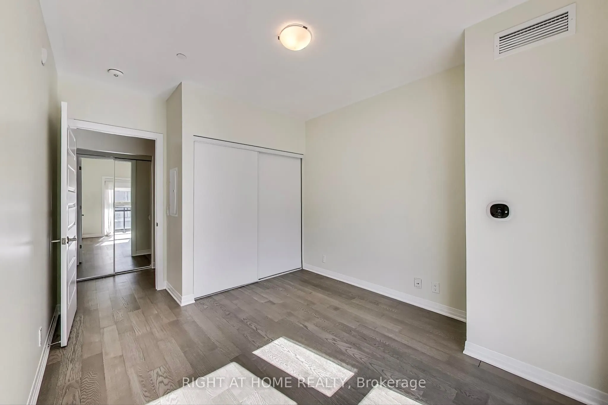 102 Grovewood Common Circle, #401