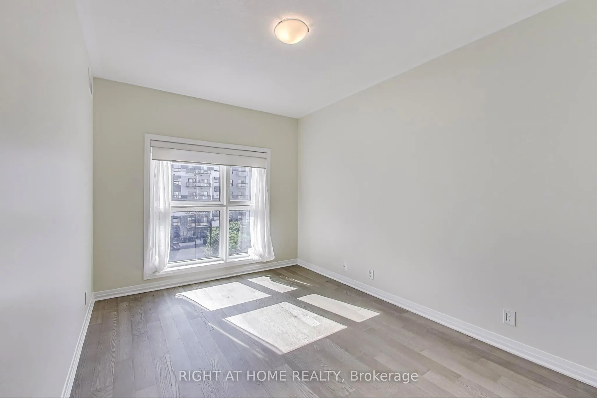 102 Grovewood Common Circle, #401