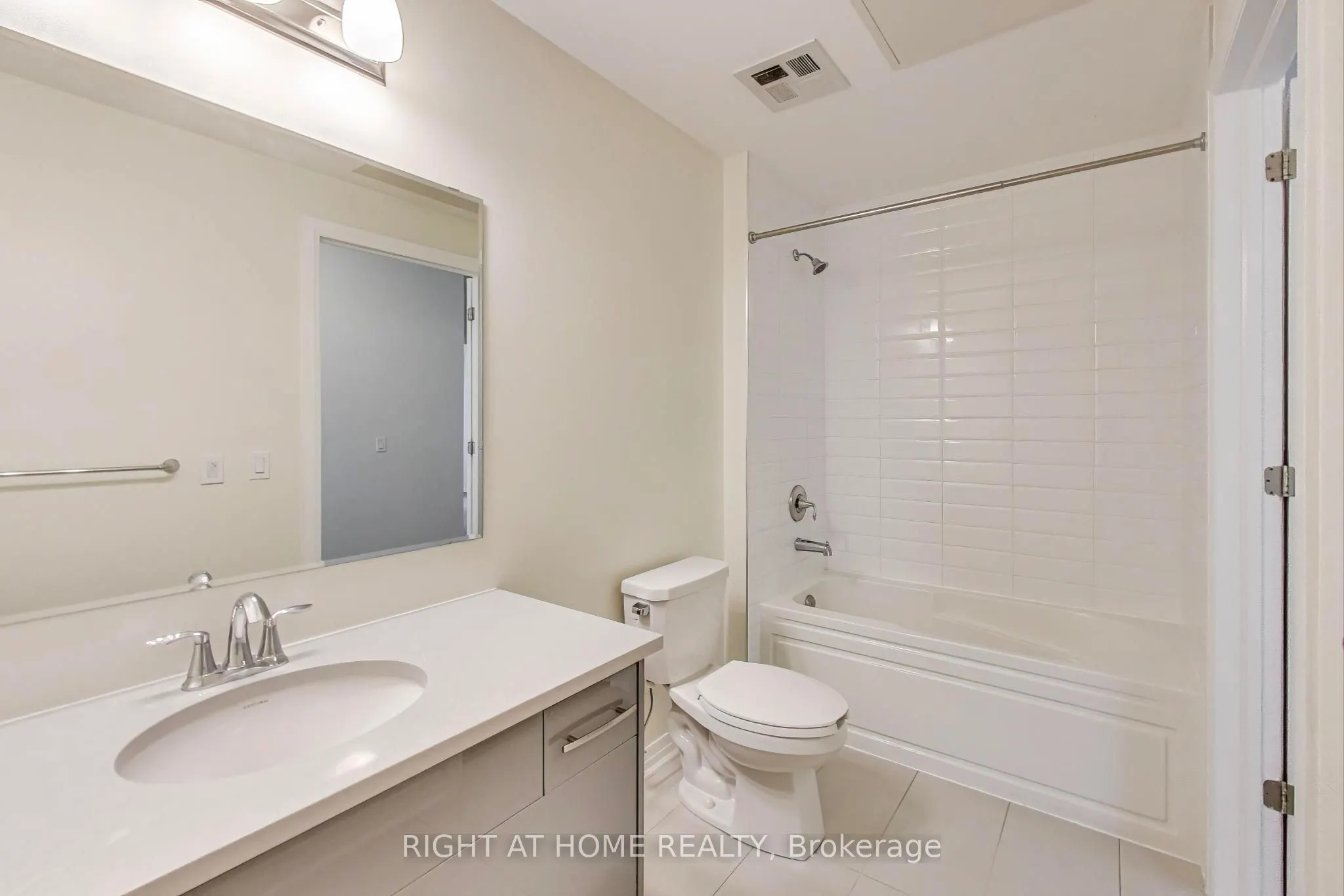 102 Grovewood Common Circle, #401