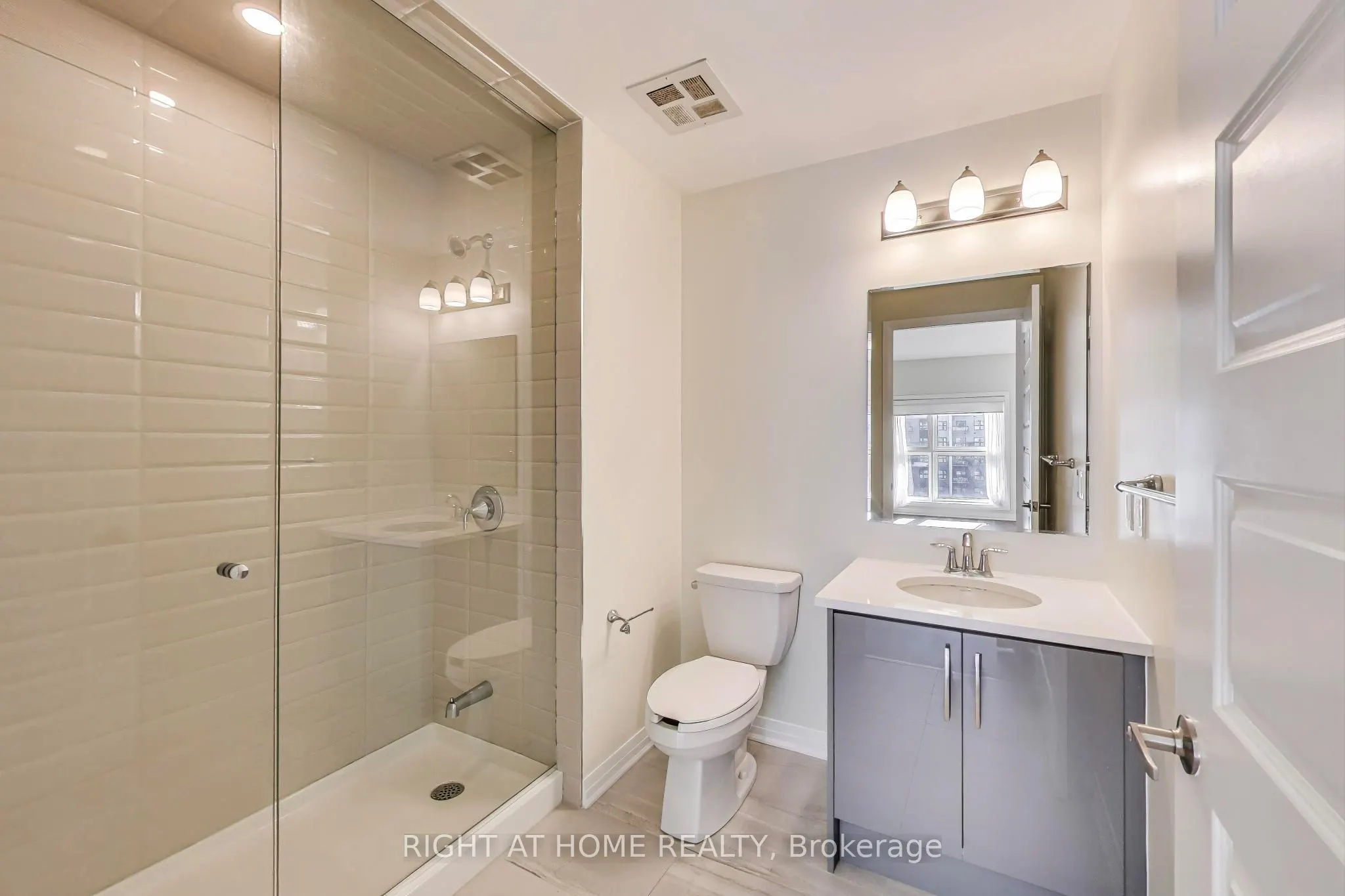 102 Grovewood Common Circle, #401
