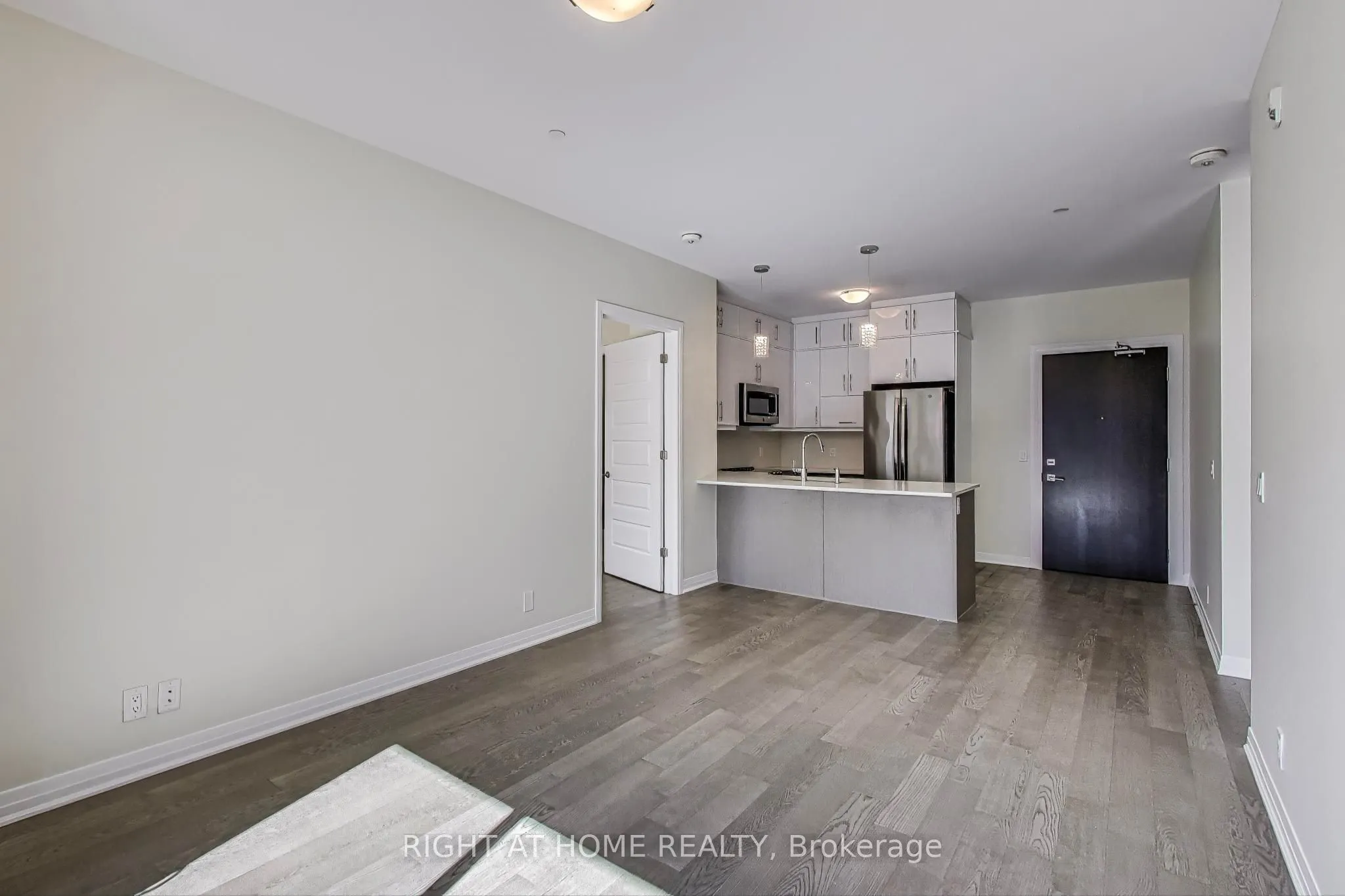 102 Grovewood Common Circle, #401