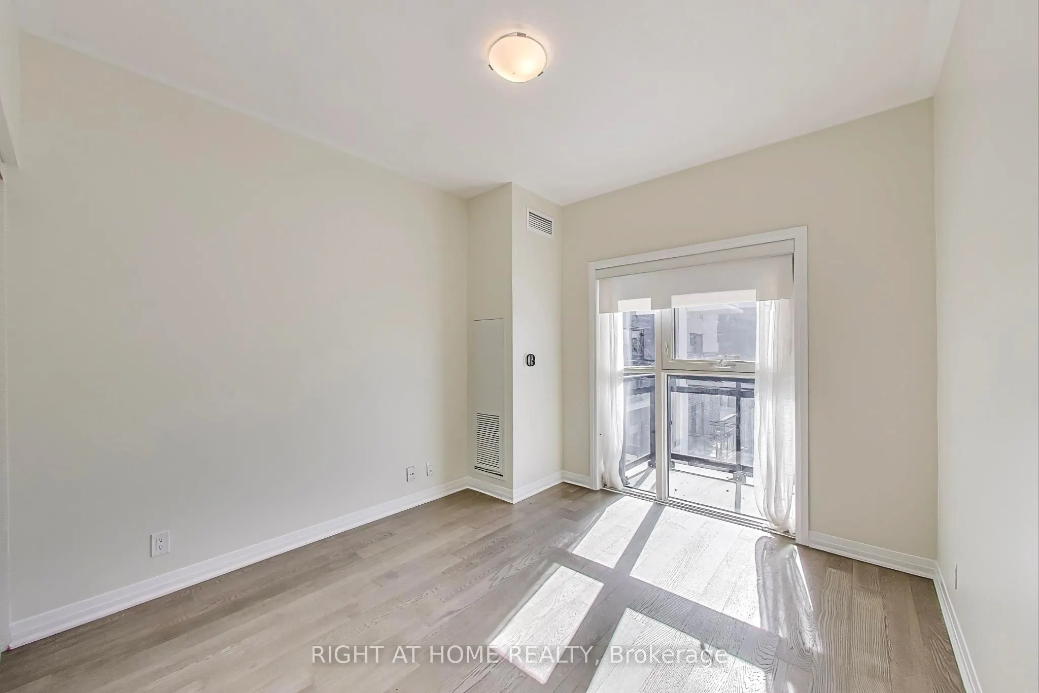 102 Grovewood Common Circle, #401
