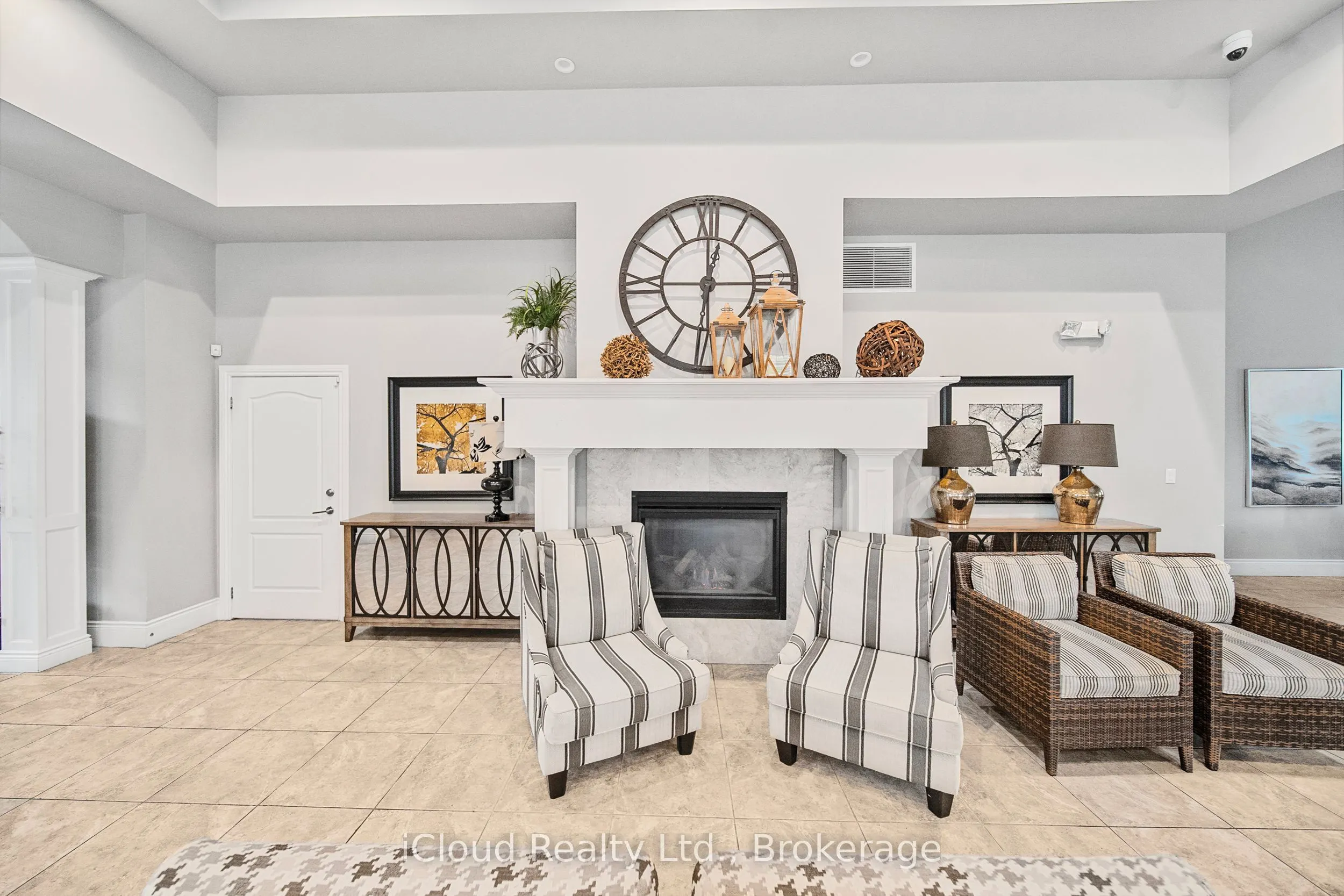 1440 Main Street E, #11