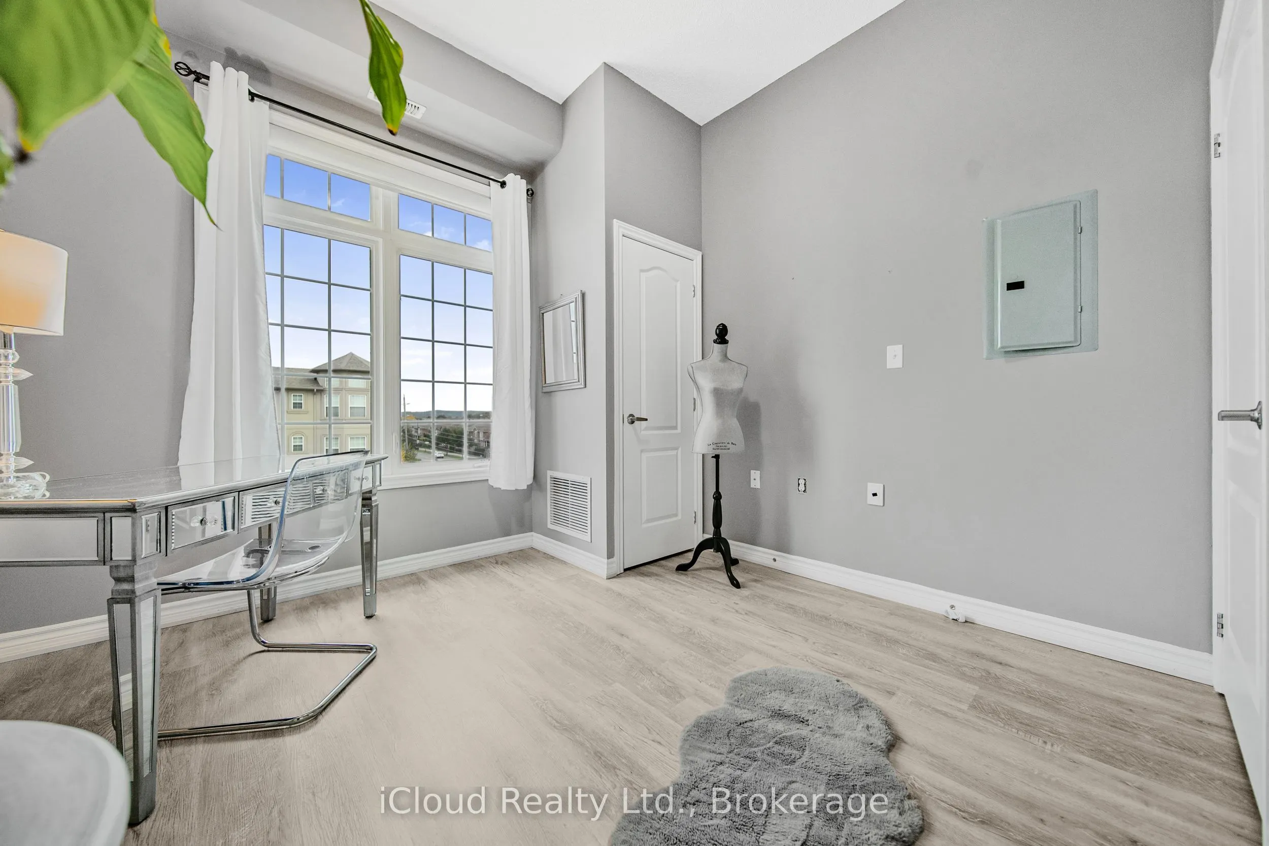 1440 Main Street E, #11