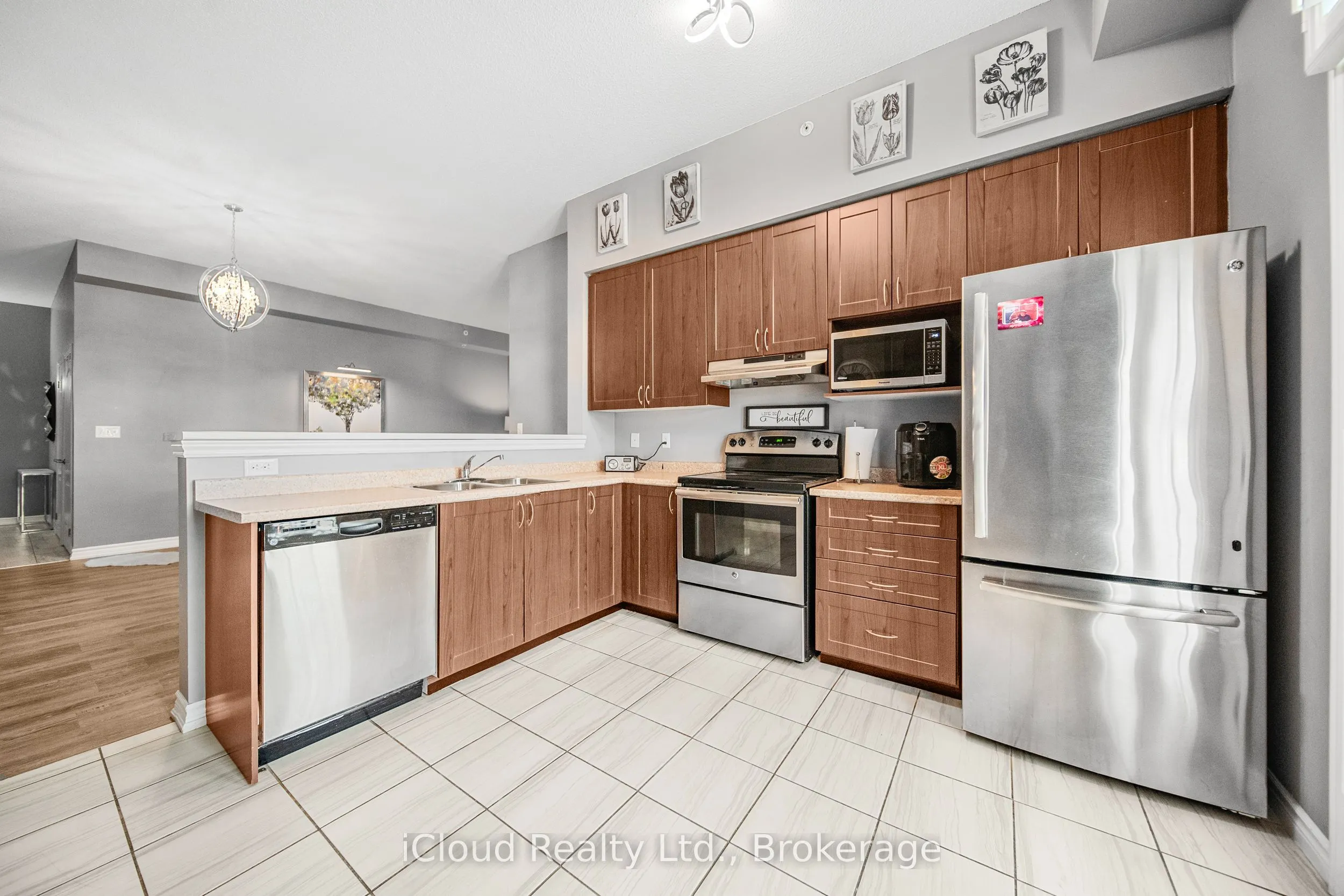 1440 Main Street E, #11