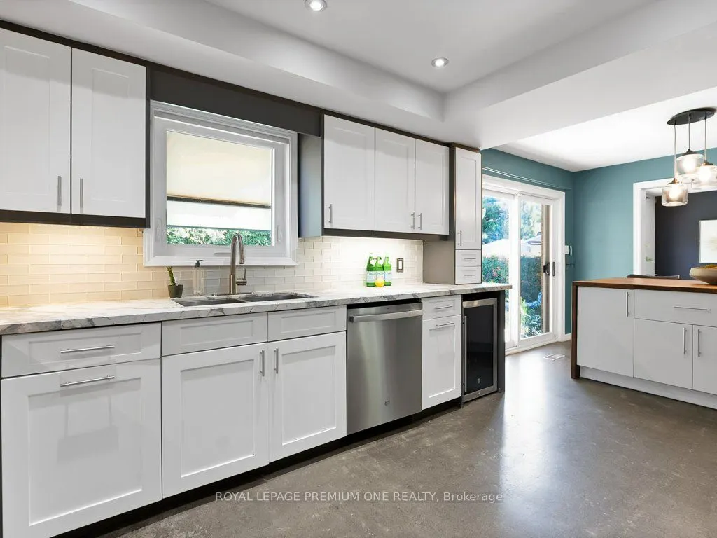 417 Kingsview Drive