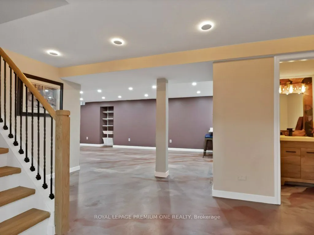 417 Kingsview Drive